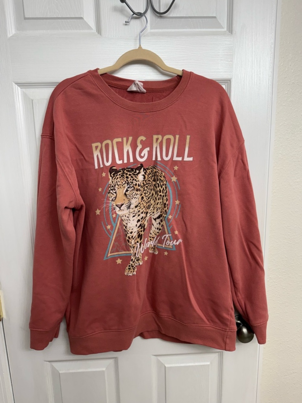 Rock & Roll Leopard Graphic Crewneck Sweatshirt - Rust